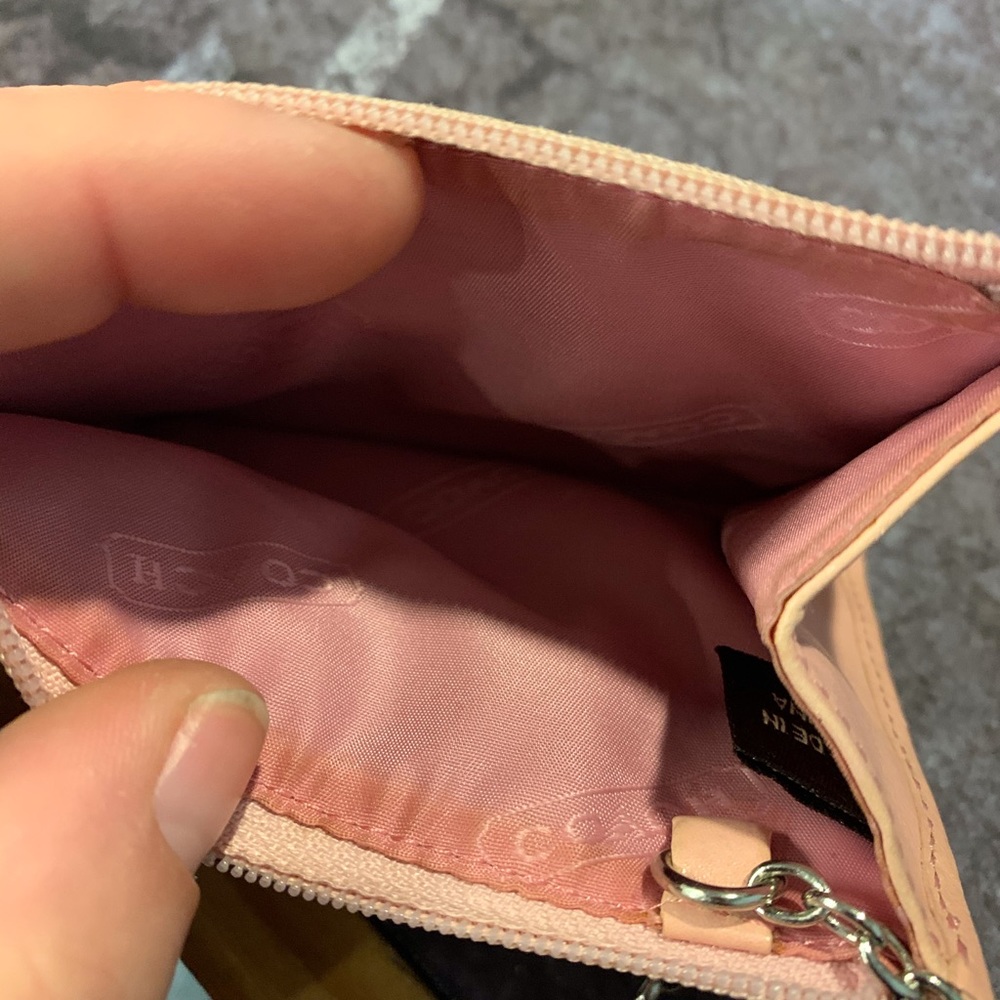 Coach ID Wallet - Picture 2 of 3